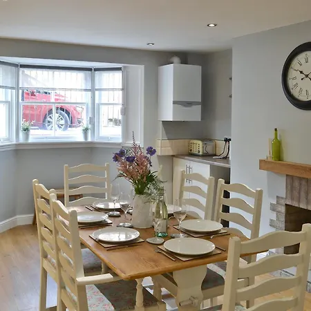 Abbeydale Town House * Whitby